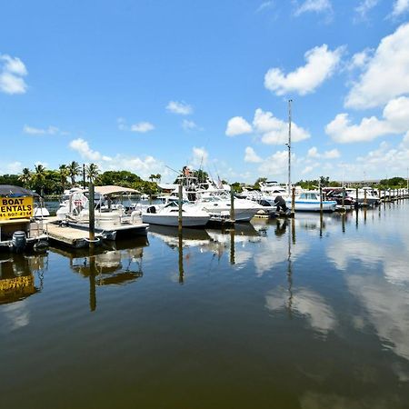 Remodeled, Huge Pool, Tiki Bar&Grill, Quiet Room South Bradenton Exterior foto